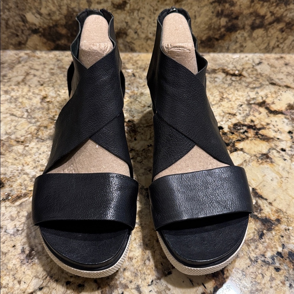 Eileen Fisher Black Women's Sport Sandals
